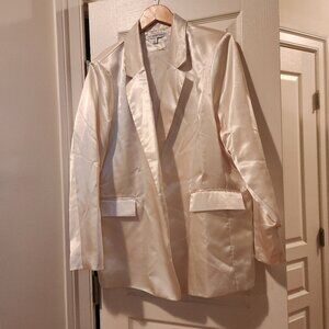 NWOT AND NOW THIS Blazer in Ivory satin feel size 2XL